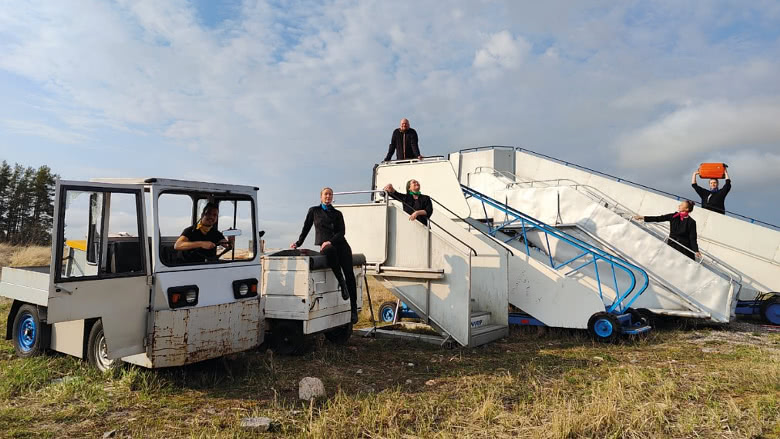 Grus Grus, henkinen lentoyhtiö